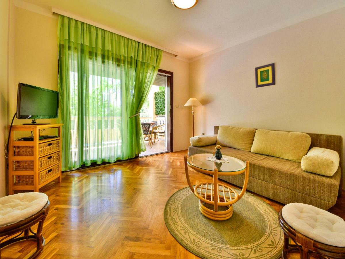 Apartment Olga-1 By Interhome Banjol Bagian luar foto